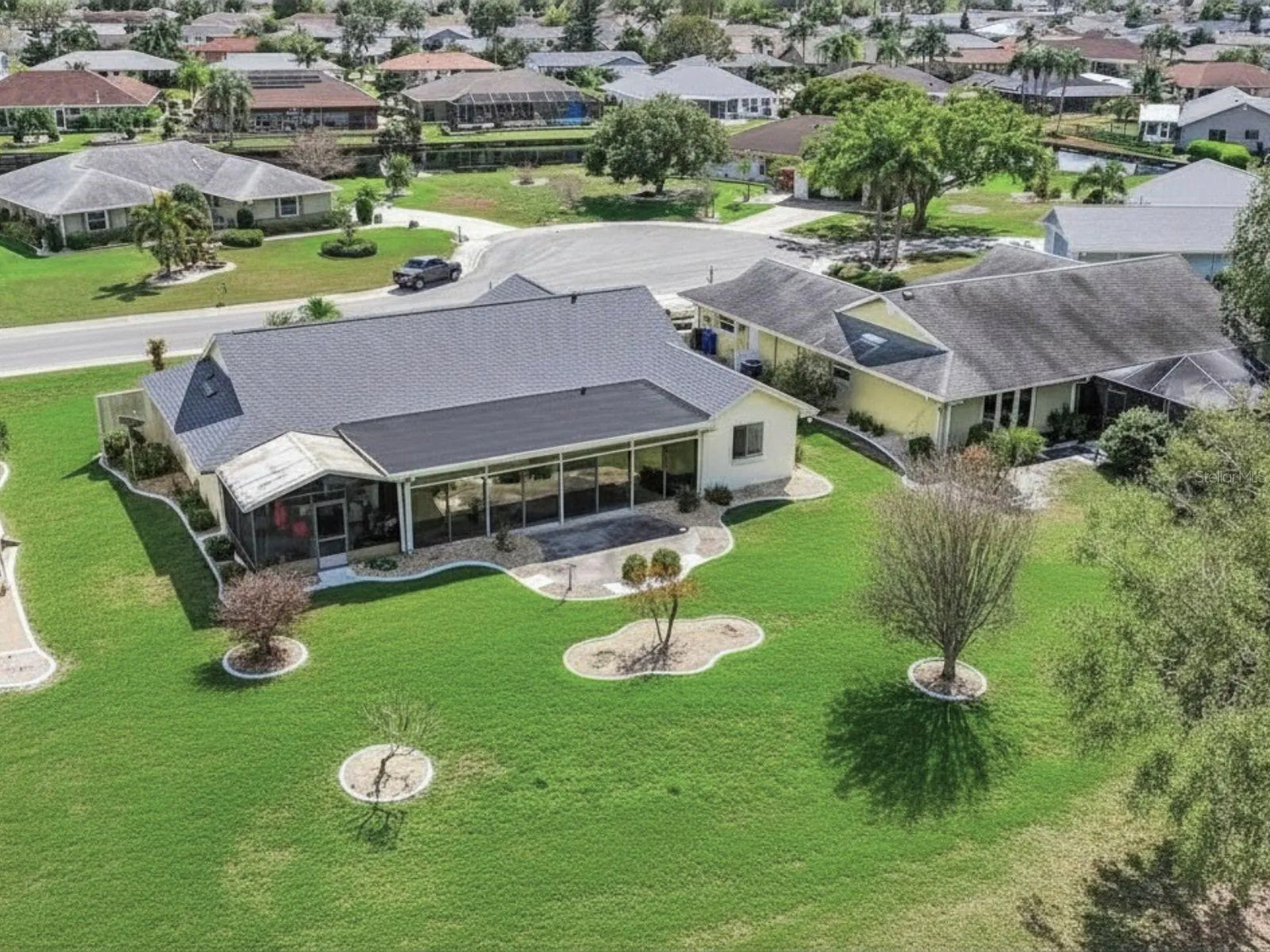 2111 W View Drive Sun City Center FL 33573