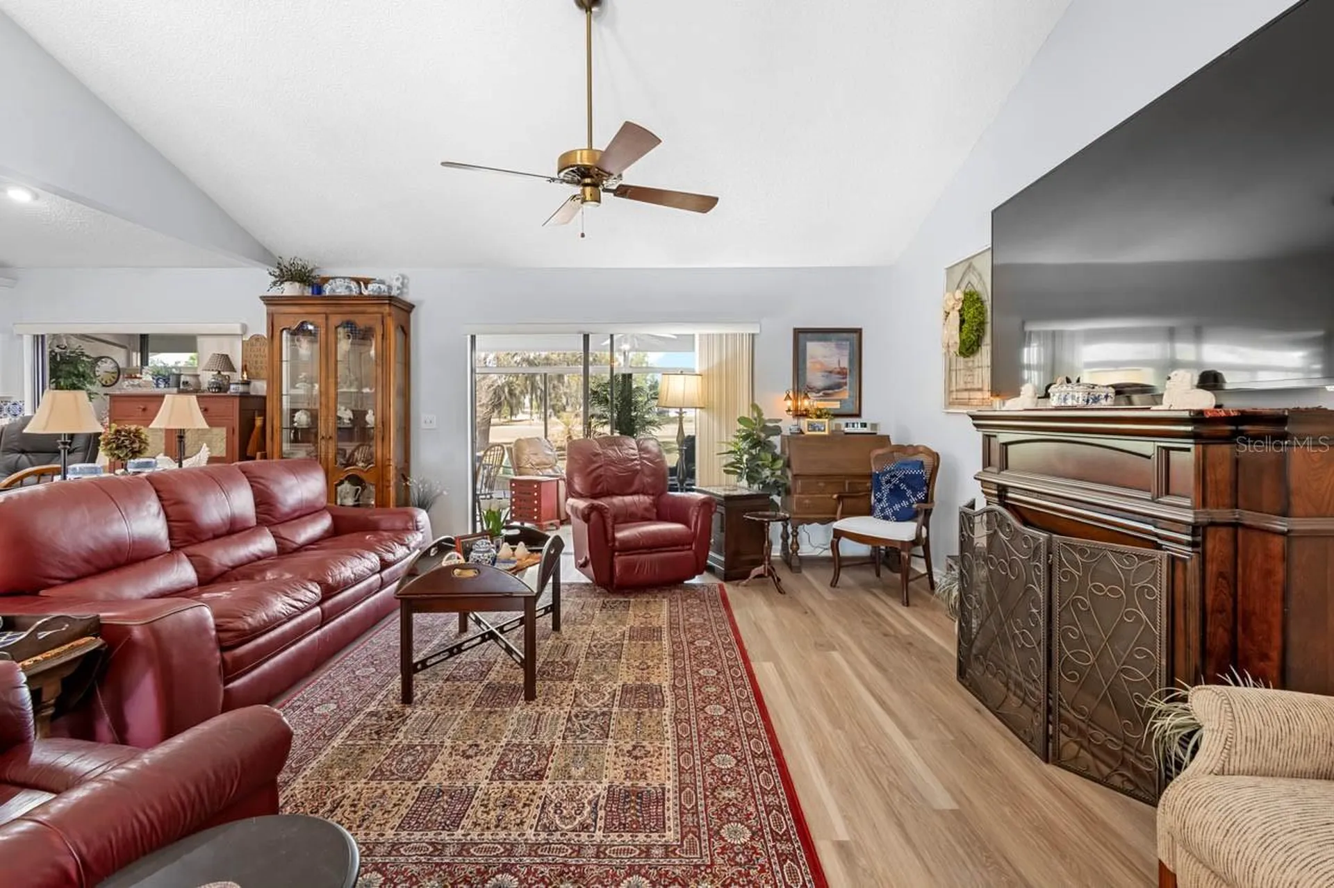 2111 W View Drive Sun City Center FL 33573