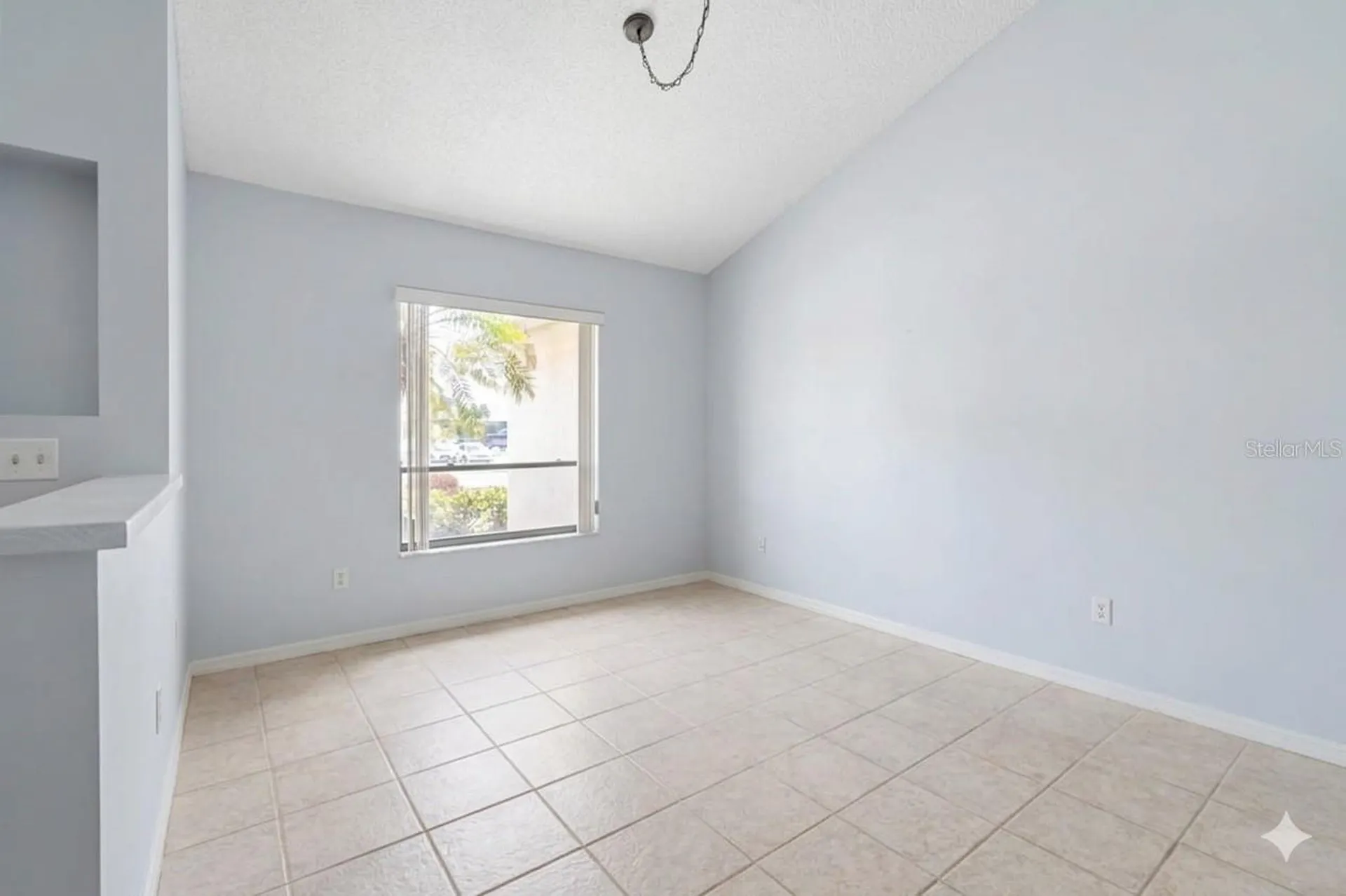 2111 W View Drive Sun City Center FL 33573