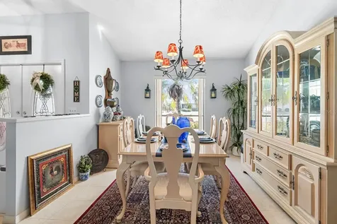 2111 W View Drive Sun City Center FL 33573