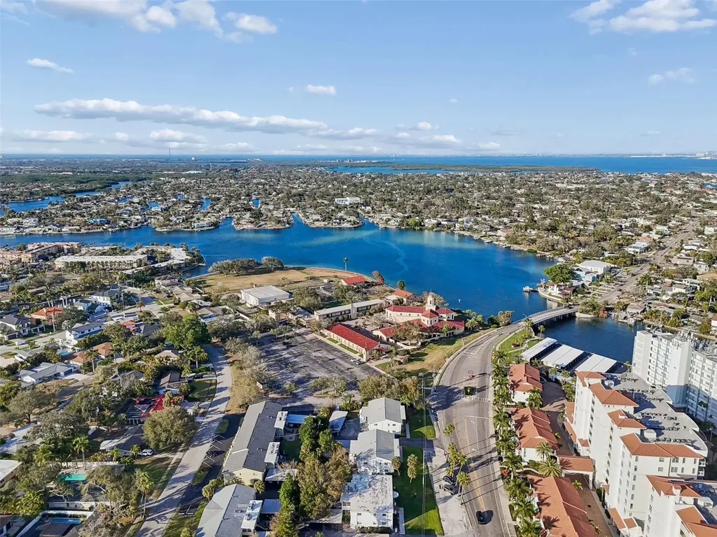 1338 Snell Isle Boulevard NE St Petersburg FL 33704