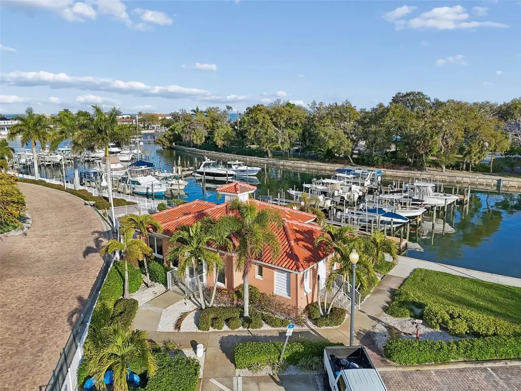 1338 Snell Isle Boulevard NE St Petersburg FL 33704