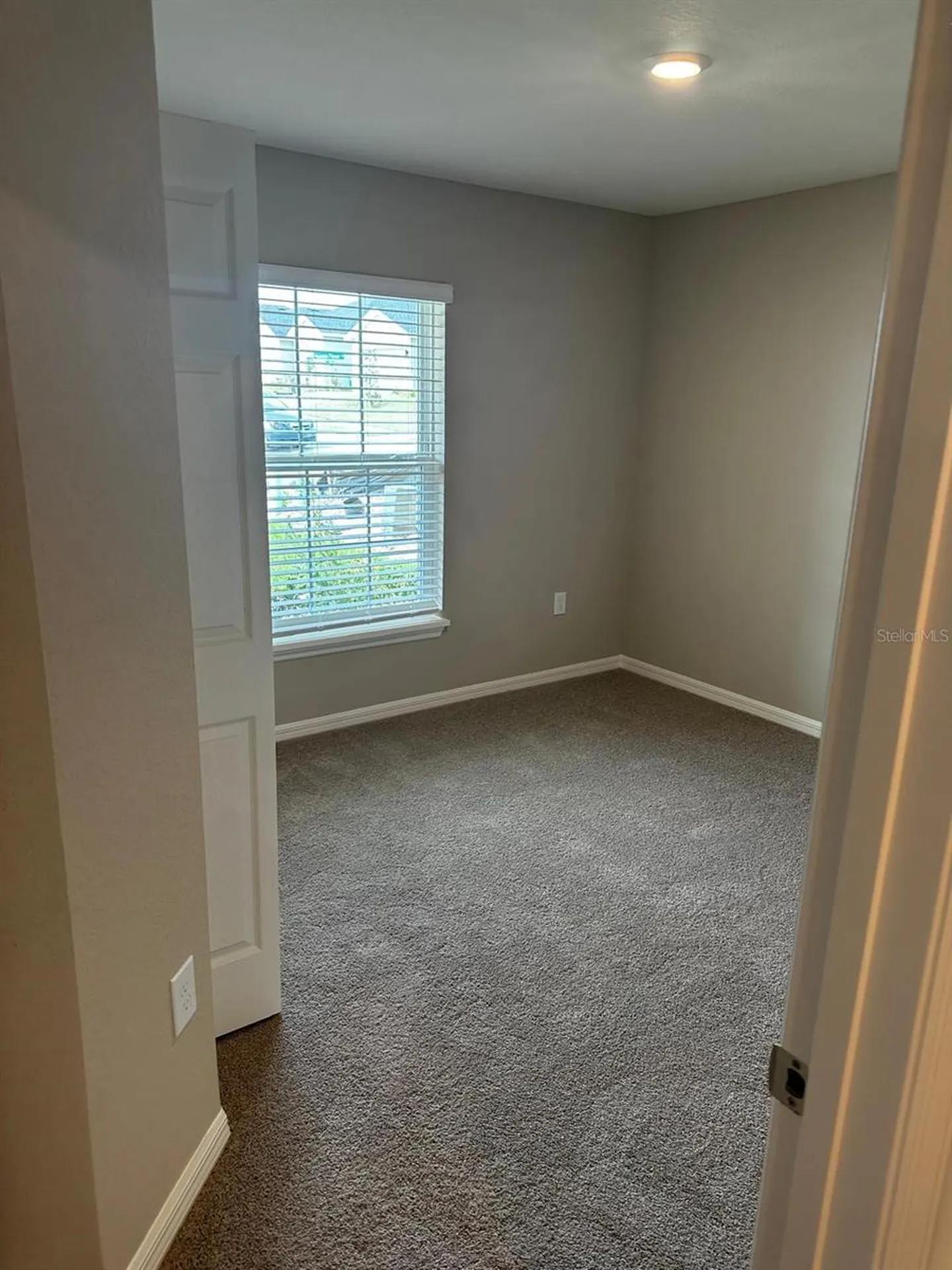 1391 Mountain Flower Lane Davenport FL 33837