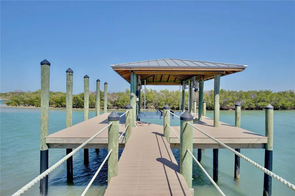 211 N Riverside Drive Edgewater FL 32132