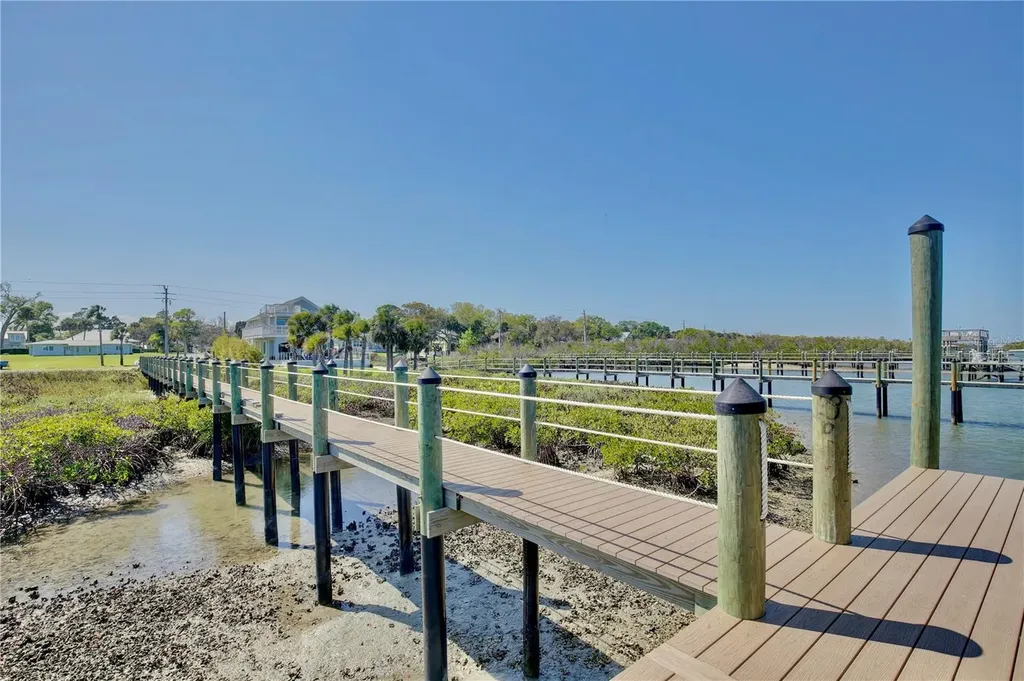 211 N Riverside Drive Edgewater FL 32132
