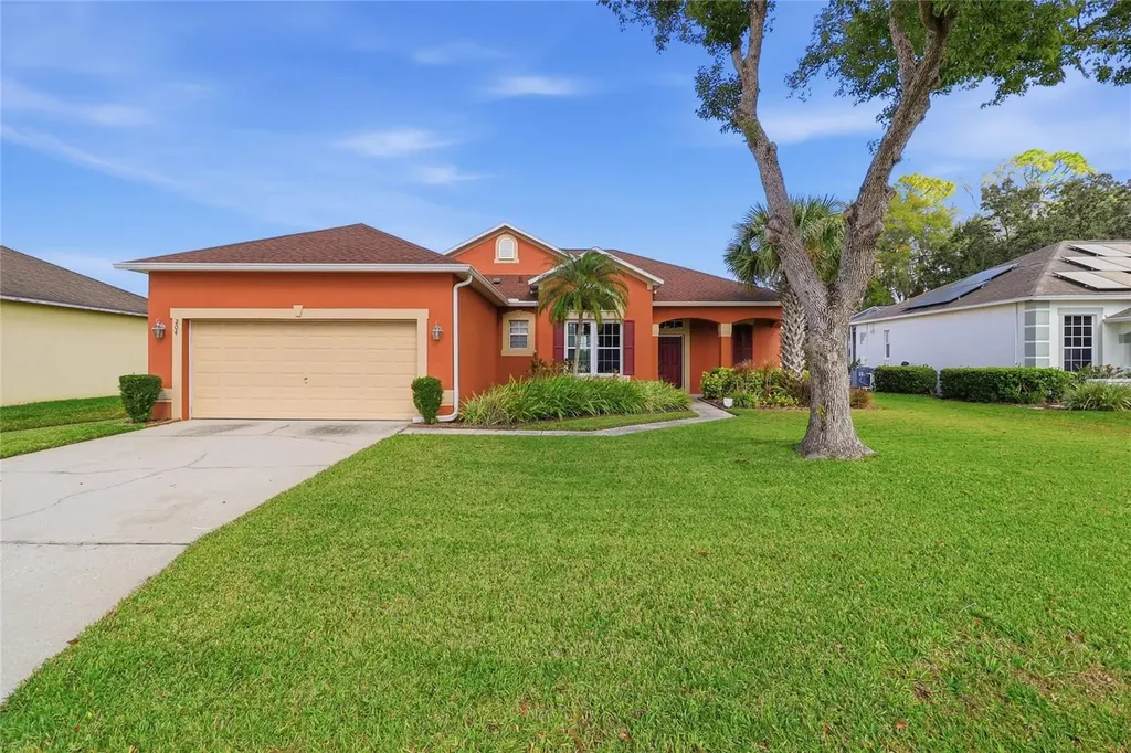 204 Golf Course Parkway Davenport FL 33837