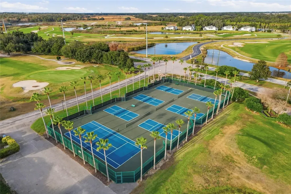 204 Golf Course Parkway Davenport FL 33837