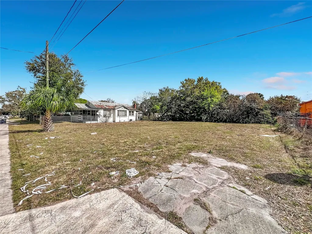 2471 Greenway Street Sanford FL 32771