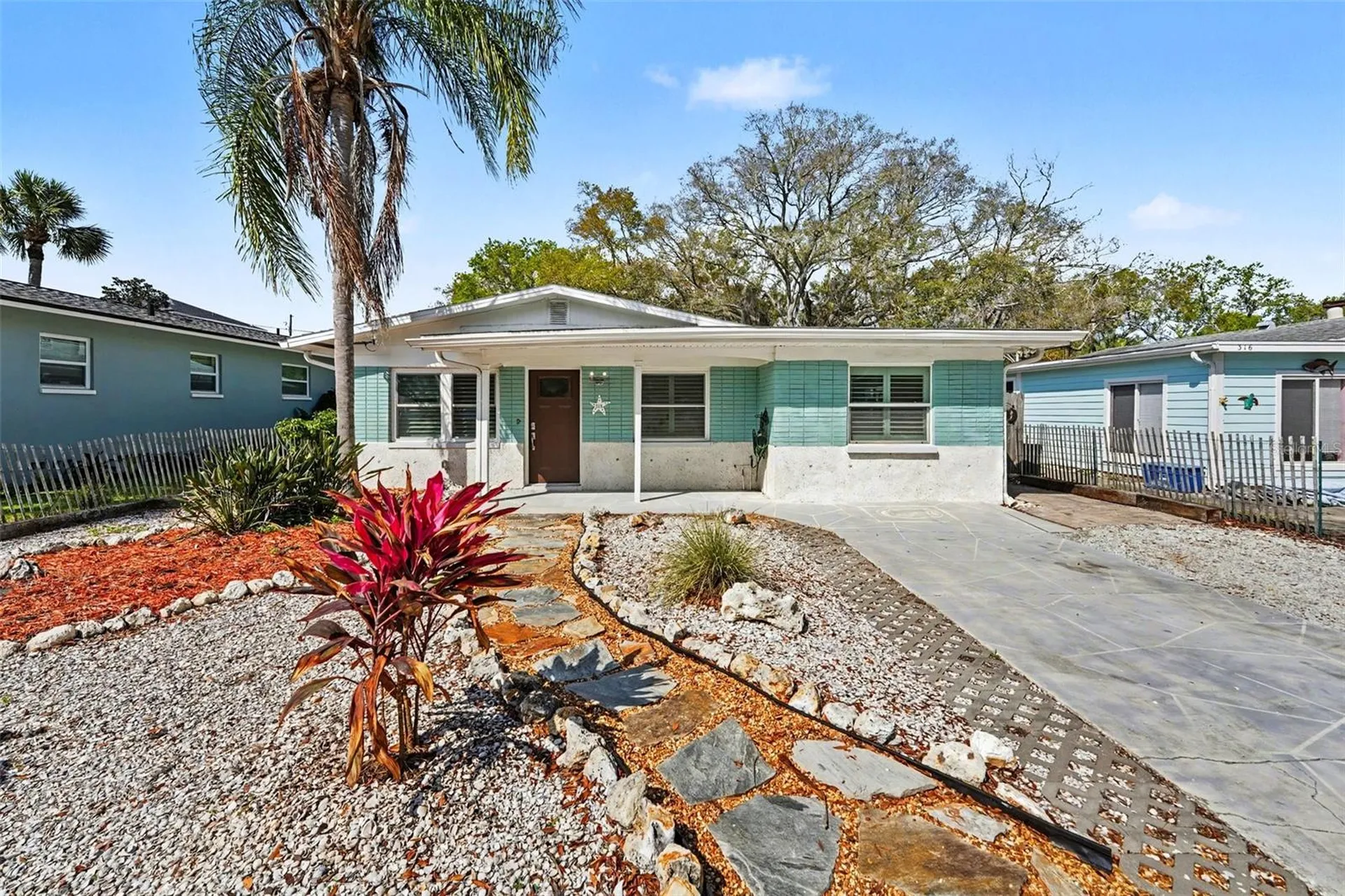 318 Bath Street Tarpon Springs FL 34689