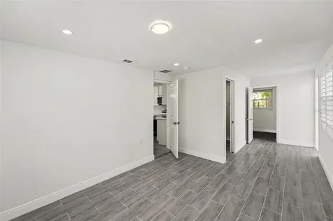 318 Bath Street Tarpon Springs FL 34689
