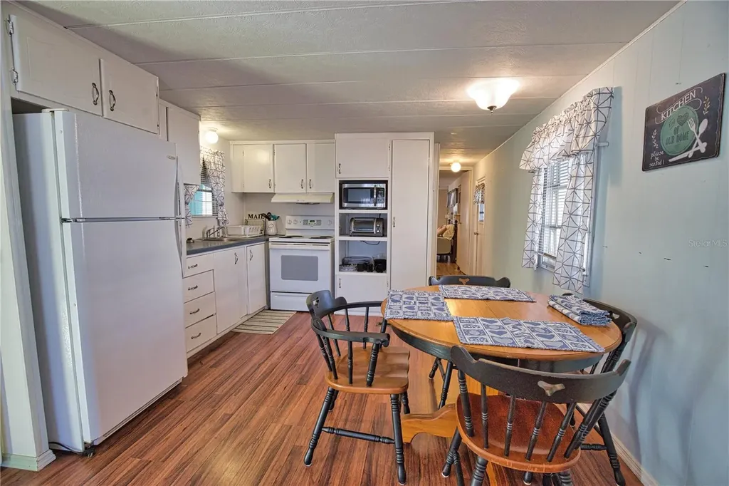 1800 Englewood Road Englewood FL 34223