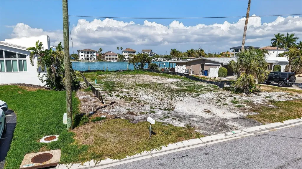 27 Dolphin Drive Treasure Island FL 33706