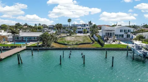 27 Dolphin Drive Treasure Island FL 33706