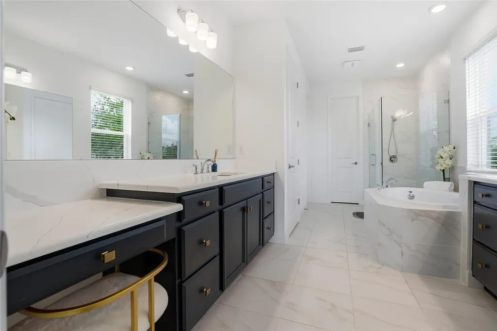 34068 Castaway Loop Wesley Chapel FL 33543