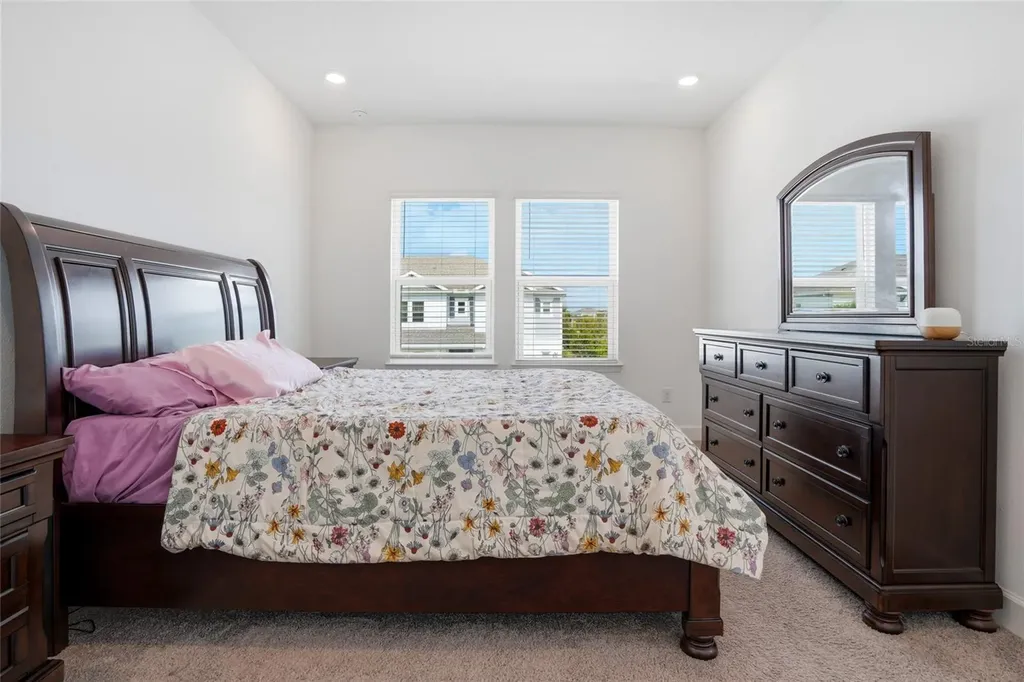 34068 Castaway Loop Wesley Chapel FL 33543