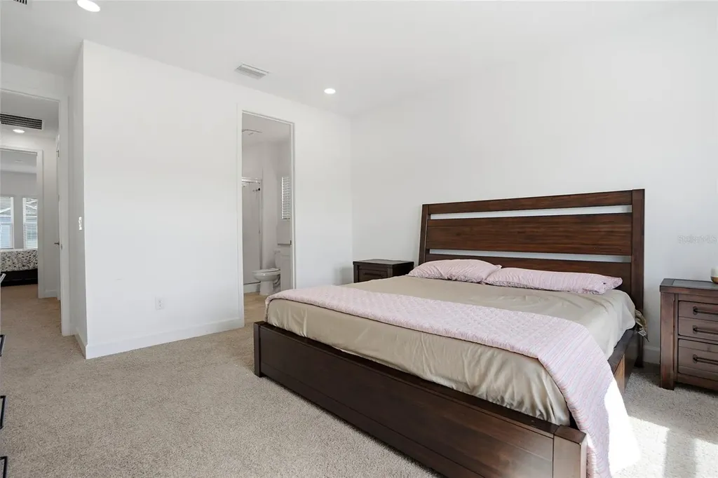 34068 Castaway Loop Wesley Chapel FL 33543