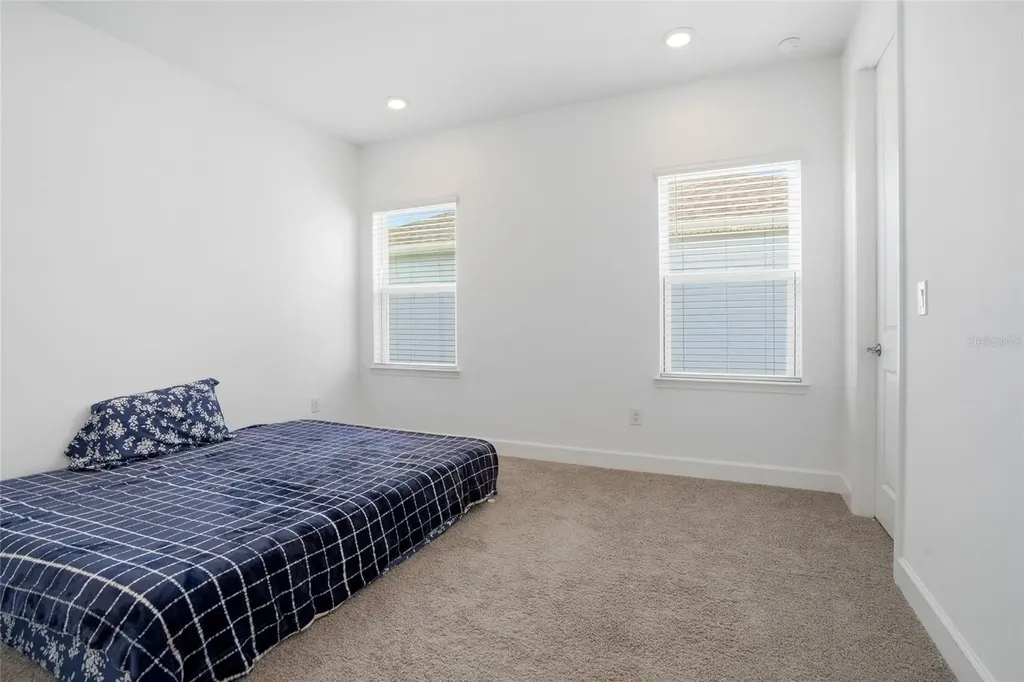 34068 Castaway Loop Wesley Chapel FL 33543