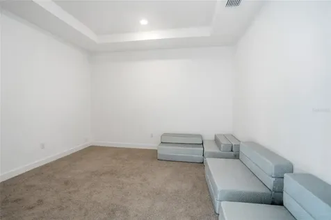 34068 Castaway Loop Wesley Chapel FL 33543