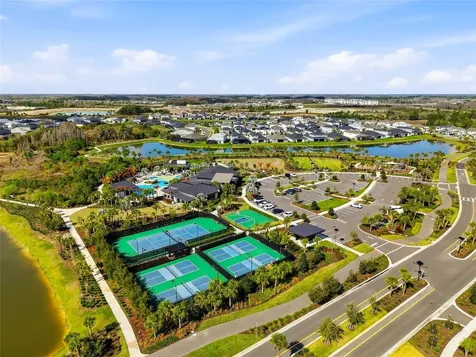 34068 Castaway Loop Wesley Chapel FL 33543