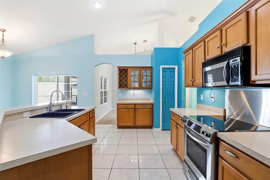2430 Heron Court St Cloud FL 34771