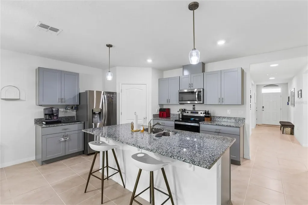 452 Baroness Way Deland FL 32724