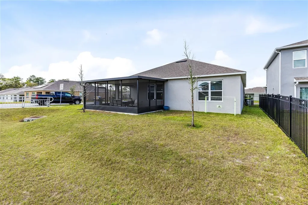 452 Baroness Way Deland FL 32724