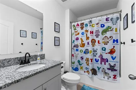 452 Baroness Way Deland FL 32724