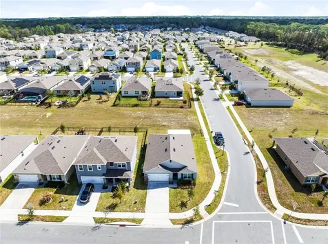 452 Baroness Way Deland FL 32724