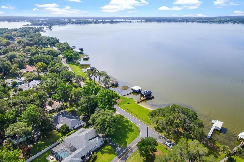 366 Bay Road Mount Dora FL 32757