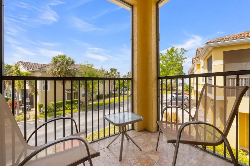 2835 Oakwater Drive Kissimmee FL 34747