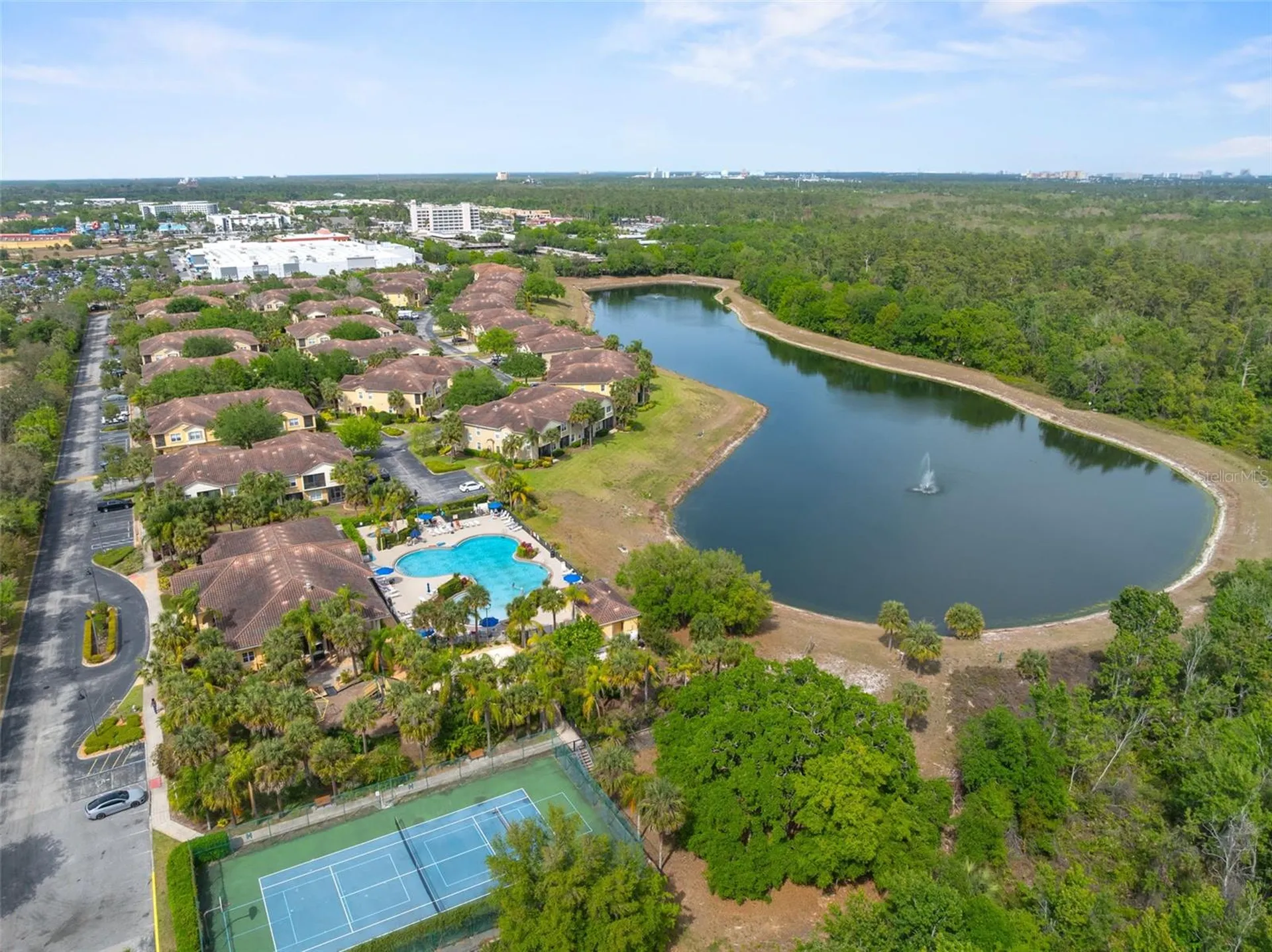 2835 Oakwater Drive Kissimmee FL 34747