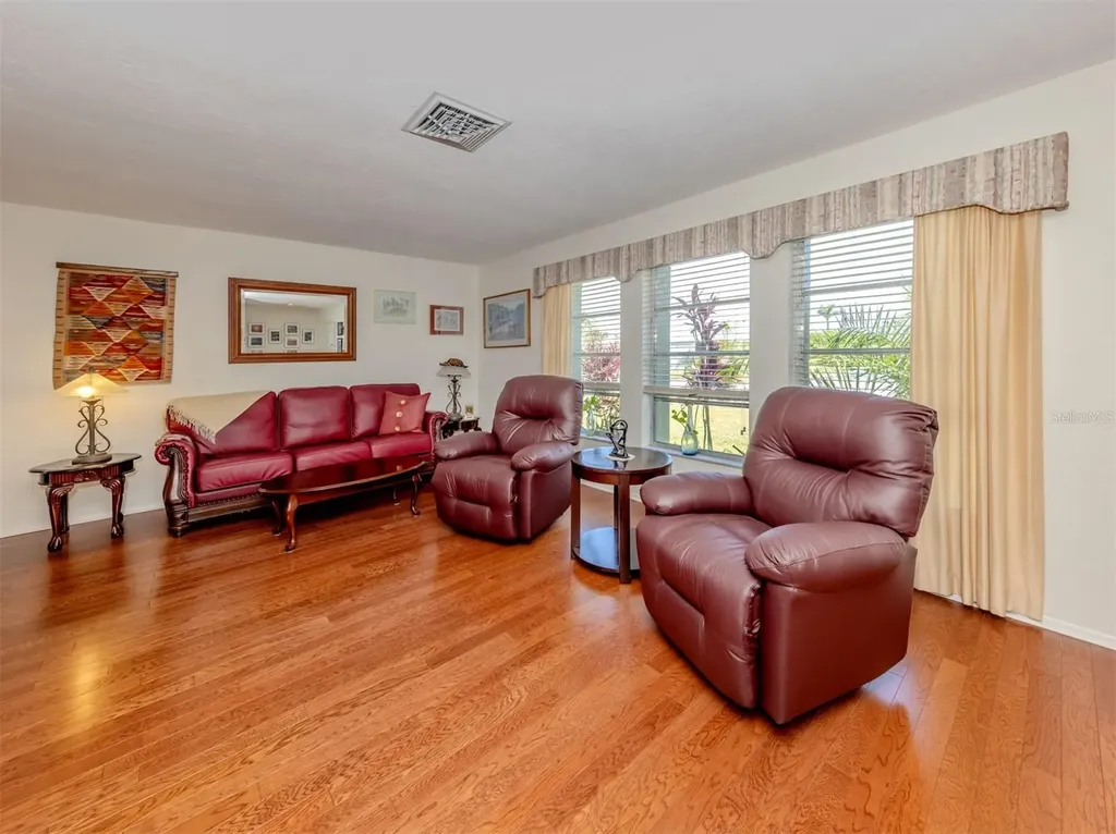 904 S Gondola Drive Venice FL 34293