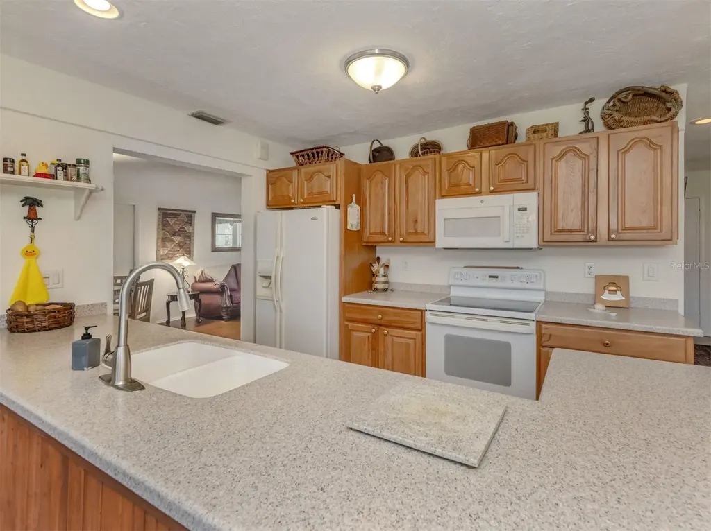 904 S Gondola Drive Venice FL 34293