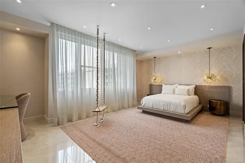 105 Ortegon Avenue Guaynabo PR 00966