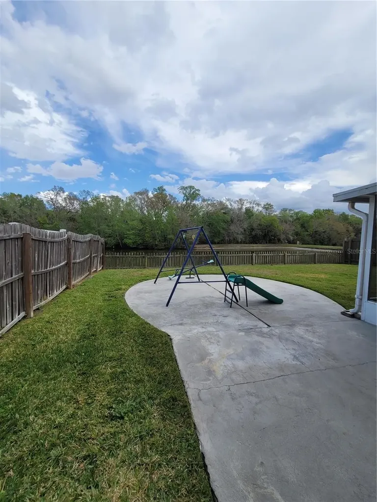 27640 Breakers Drive Wesley Chapel FL 33544