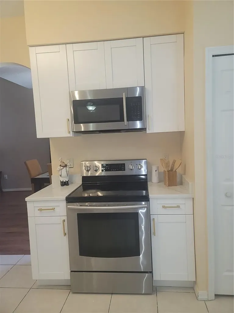 27640 Breakers Drive Wesley Chapel FL 33544