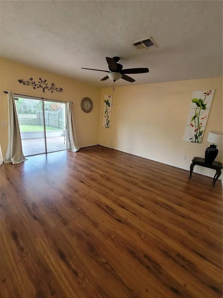 27640 Breakers Drive Wesley Chapel FL 33544