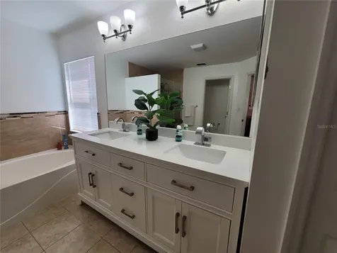 27640 Breakers Drive Wesley Chapel FL 33544
