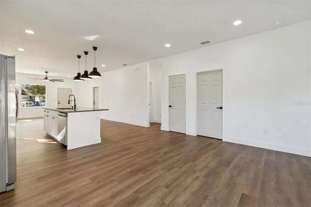 5111 68th Street N St Petersburg FL 33709