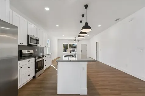 5111 68th Street N St Petersburg FL 33709