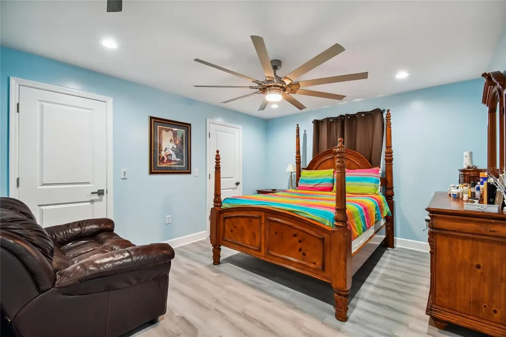 711 Eagle Lane Apollo Beach FL 33572