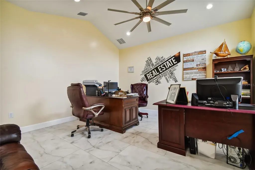 711 Eagle Lane Apollo Beach FL 33572