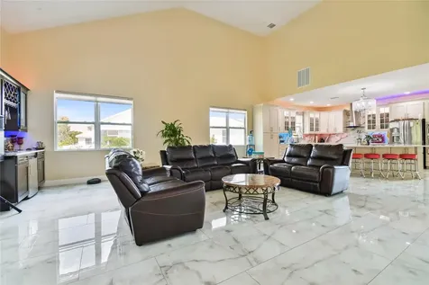 711 Eagle Lane Apollo Beach FL 33572