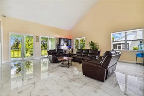 711 Eagle Lane Apollo Beach FL 33572