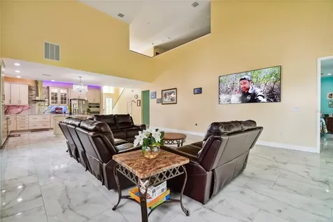 711 Eagle Lane Apollo Beach FL 33572