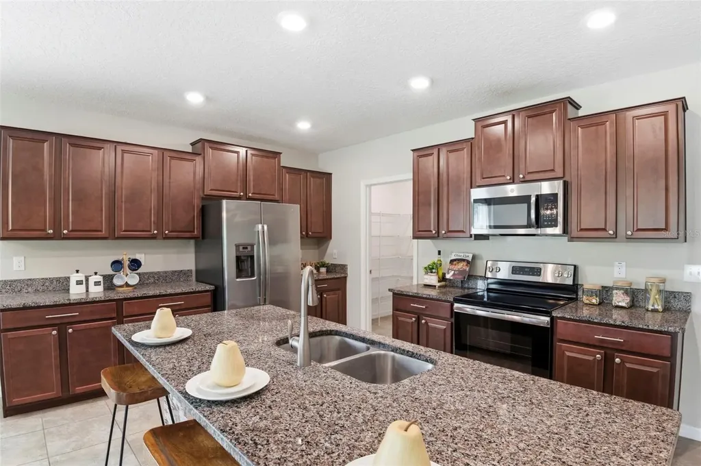 6342 Cobble Bliss Street Zephyrhills FL 33541