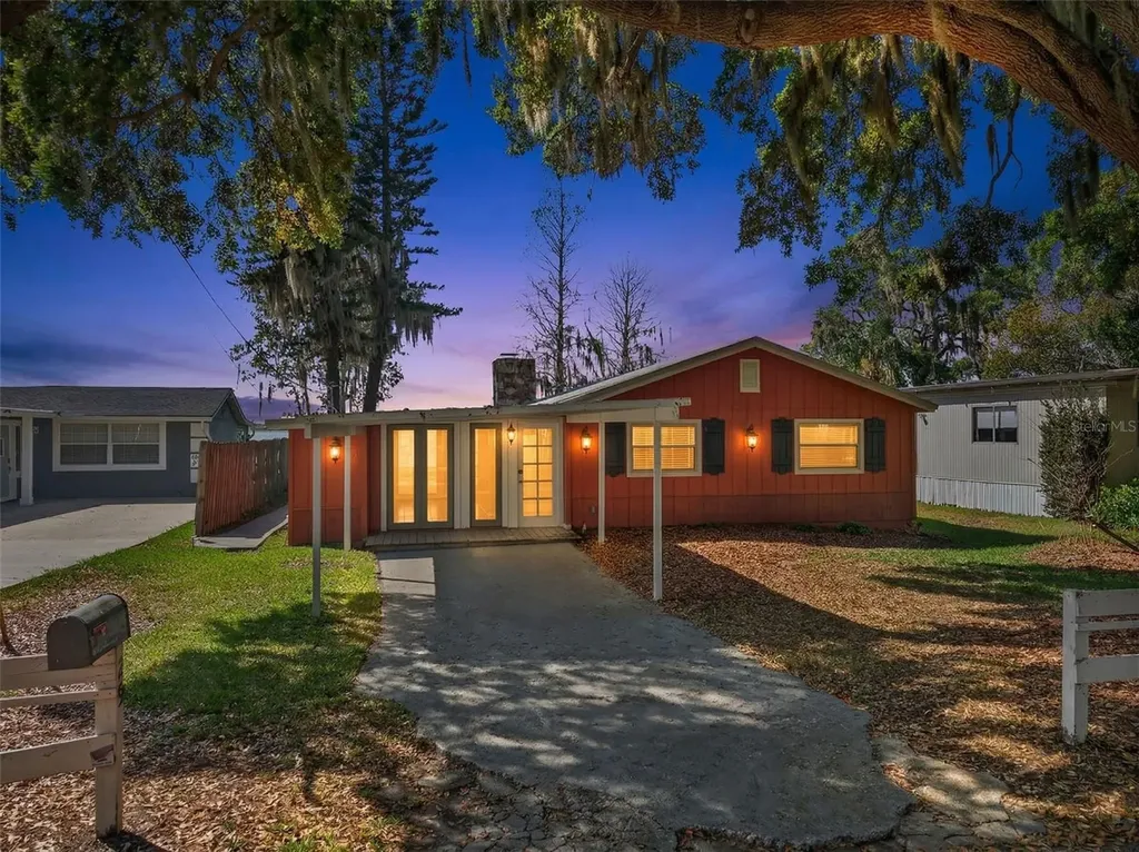 29 Sunset Circle Lake Alfred FL 33850