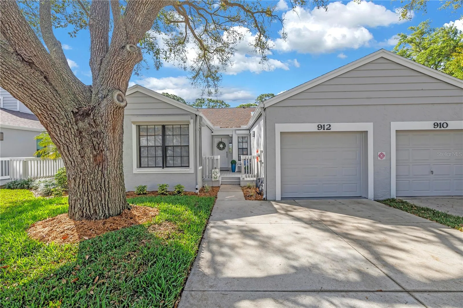 912 Myakka Court NE St Petersburg FL 33702