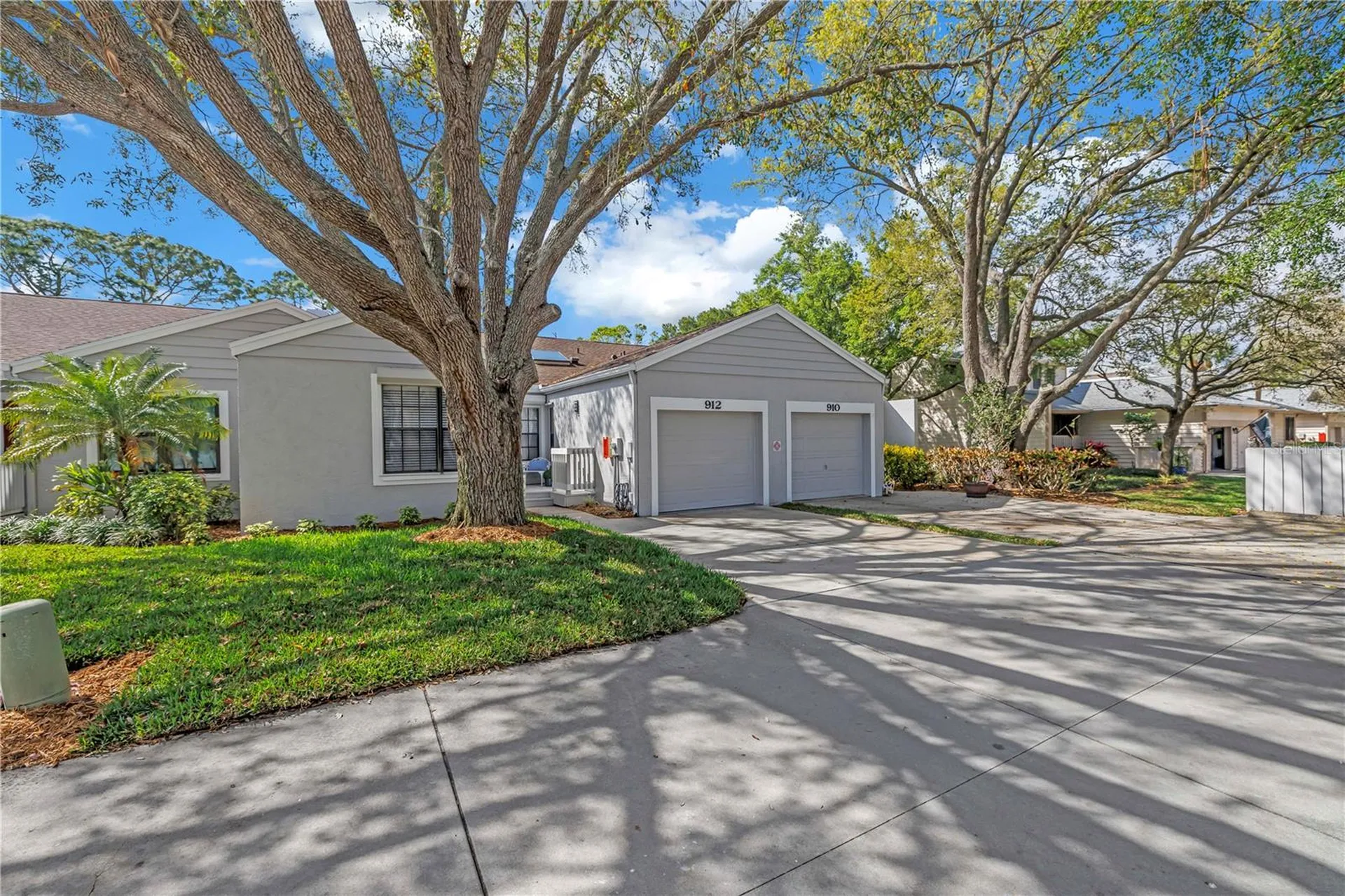 912 Myakka Court NE St Petersburg FL 33702