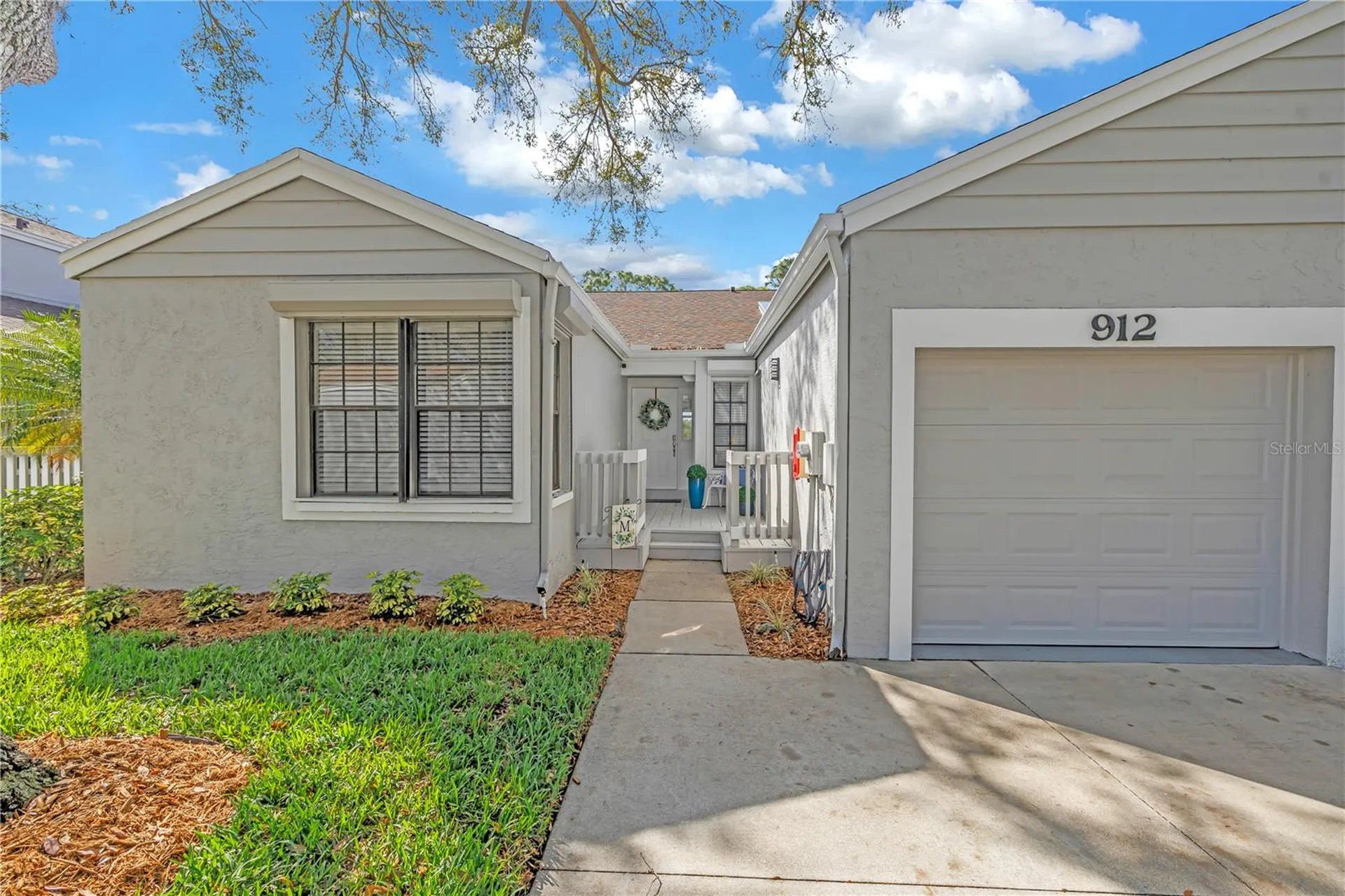 912 Myakka Court NE St Petersburg FL 33702